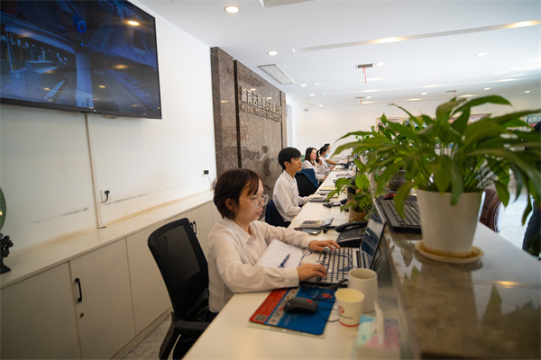 遠圖鋼鐵集團,長沙鍍鋅型材,鍍鋅管材,黑色型材管材幕墻材料,鍍鋅代加工 遠圖鋼鐵集團,長沙鍍鋅型材,鍍鋅管材,黑色型材管材幕墻材料,鍍鋅代加工